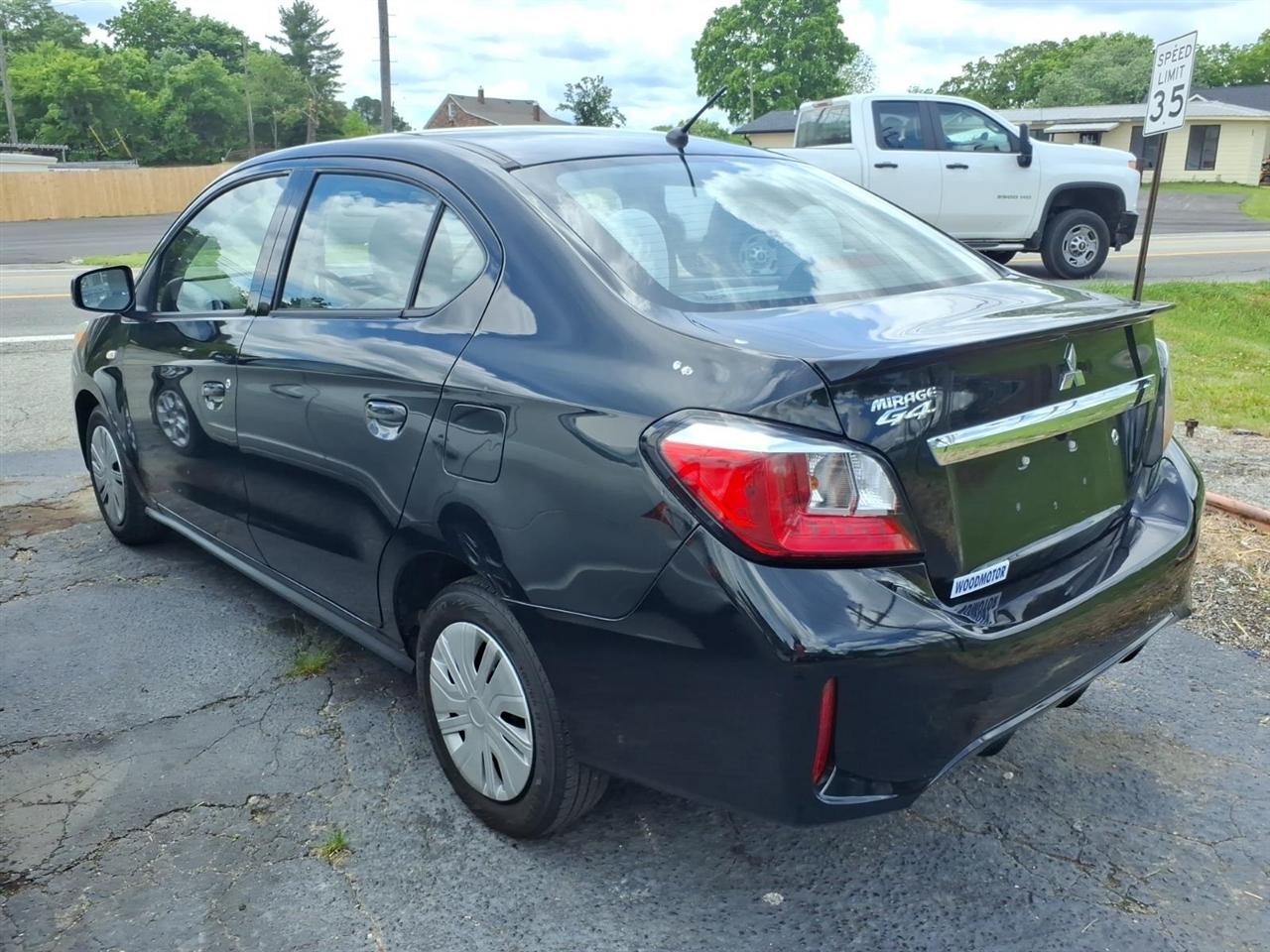 Mitsubishi Mirage G4  2022