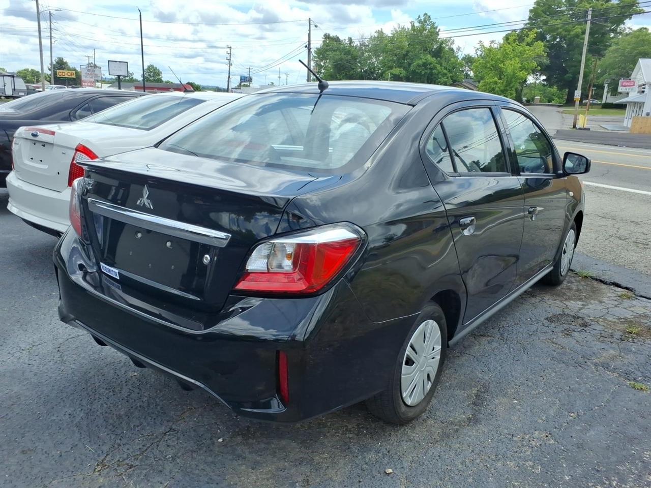 Mitsubishi Mirage G4  2022