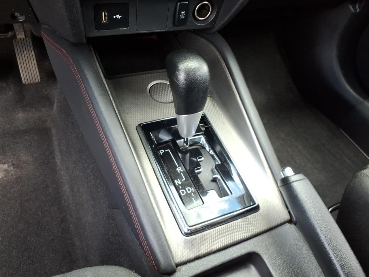 Mitsubishi Outlander Sport  2019