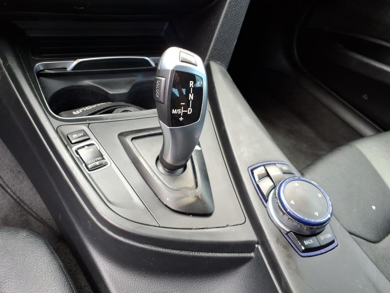 BMW 3 Series  2016