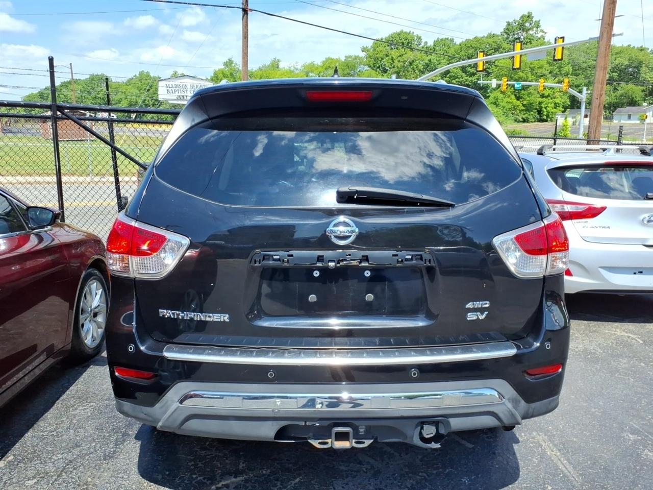 Nissan Pathfinder  2014