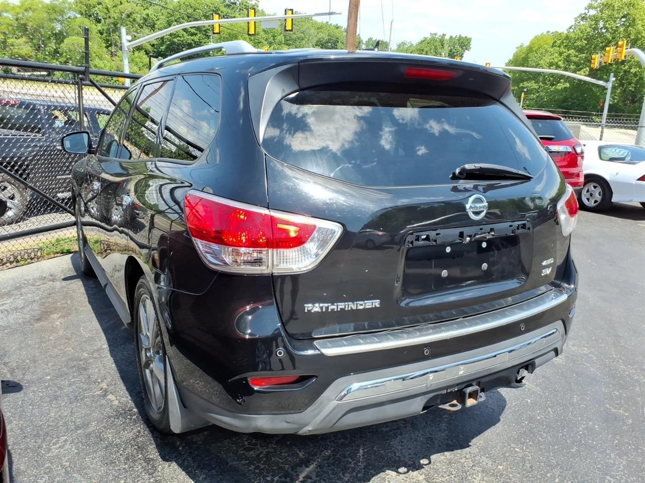 Nissan Pathfinder  2014
