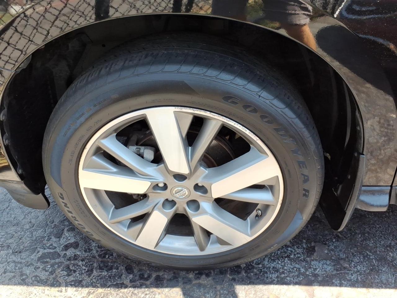 Nissan Pathfinder  2014