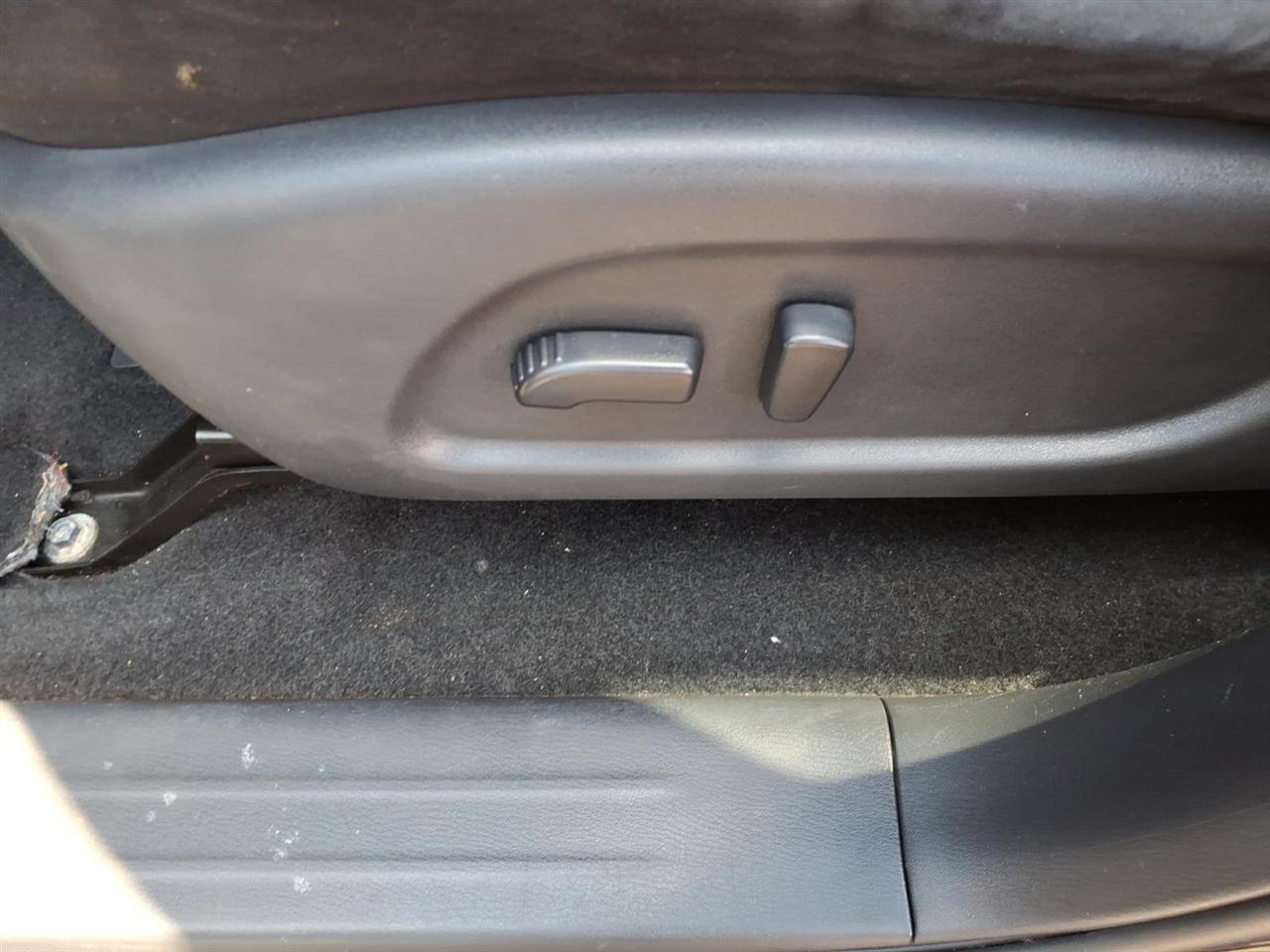 Nissan Pathfinder  2014