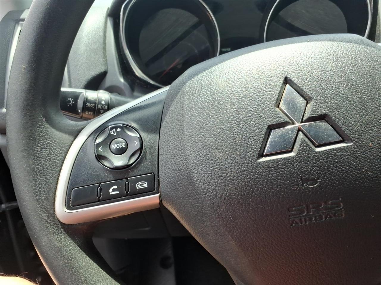 Mitsubishi Outlander Sport  2019