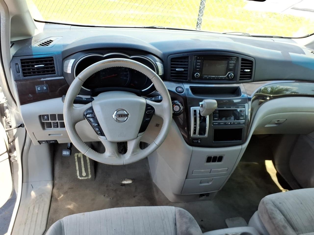 Nissan Quest  2017