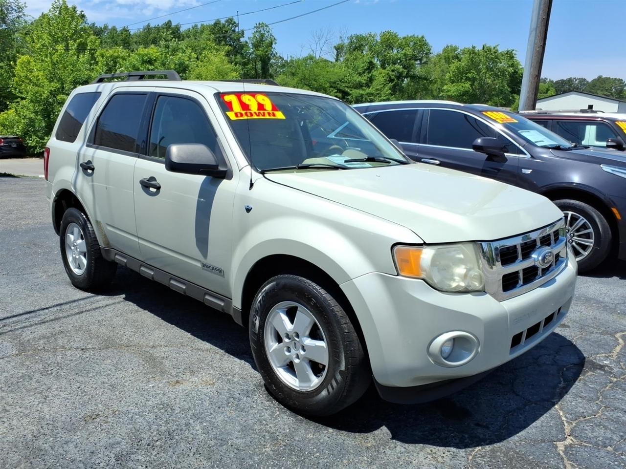 Ford Escape  2008