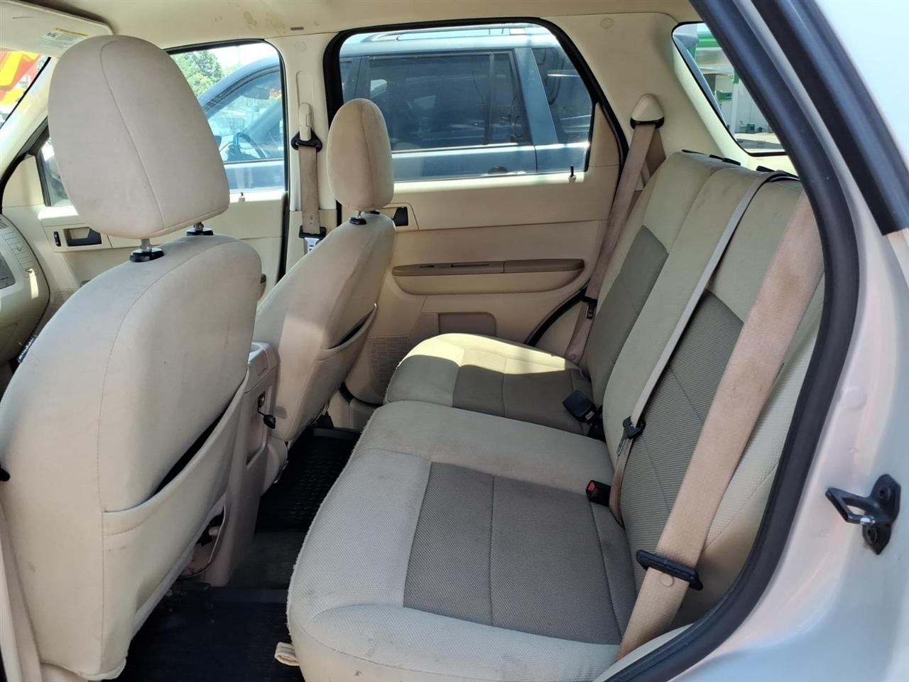Ford Escape  2008