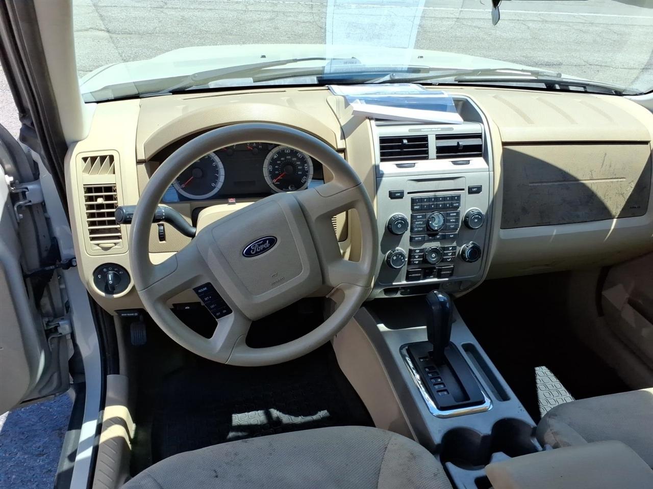 Ford Escape  2008