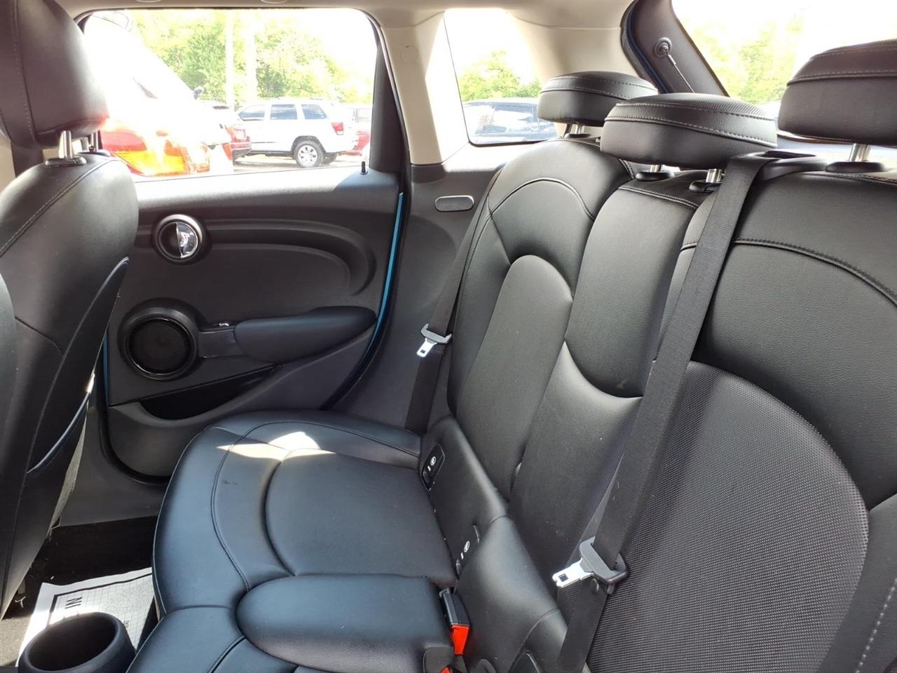 MINI Cooper Hardtop 4 Door  2016