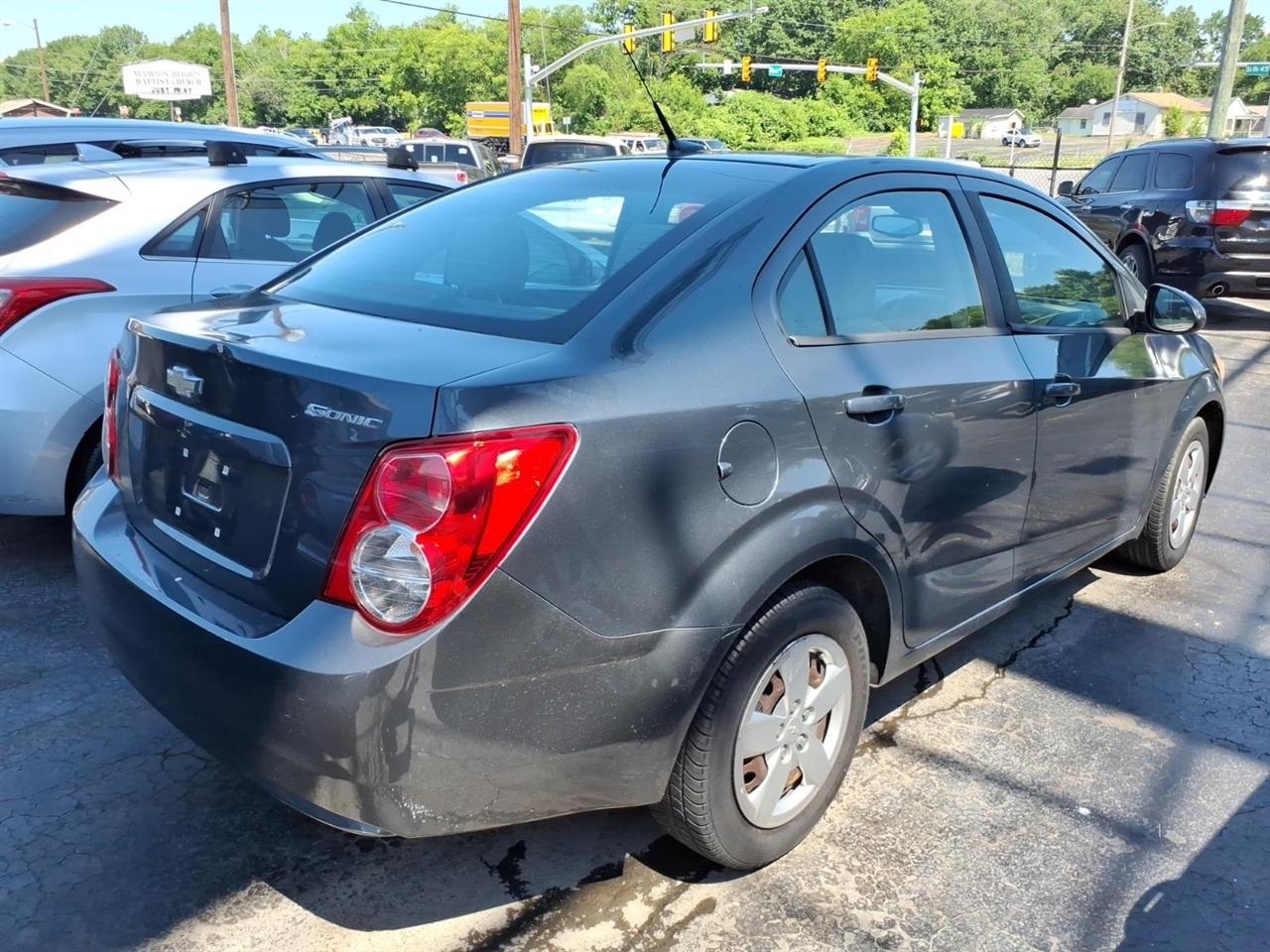 Chevrolet Sonic  2013