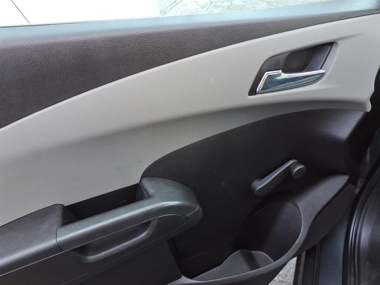 Chevrolet Sonic  2013