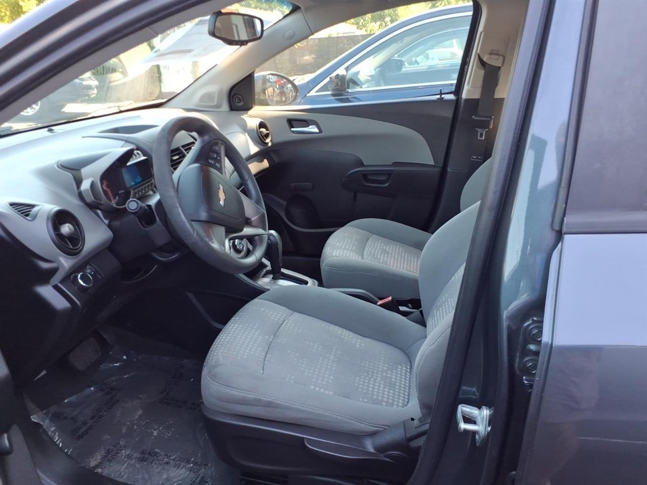 Chevrolet Sonic  2013