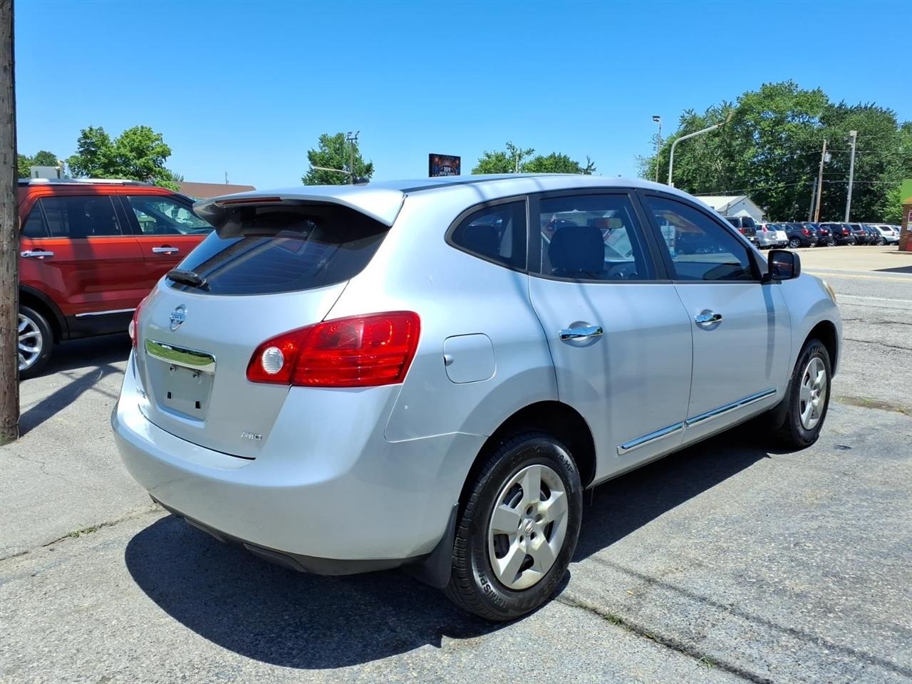 Nissan Rogue  2013