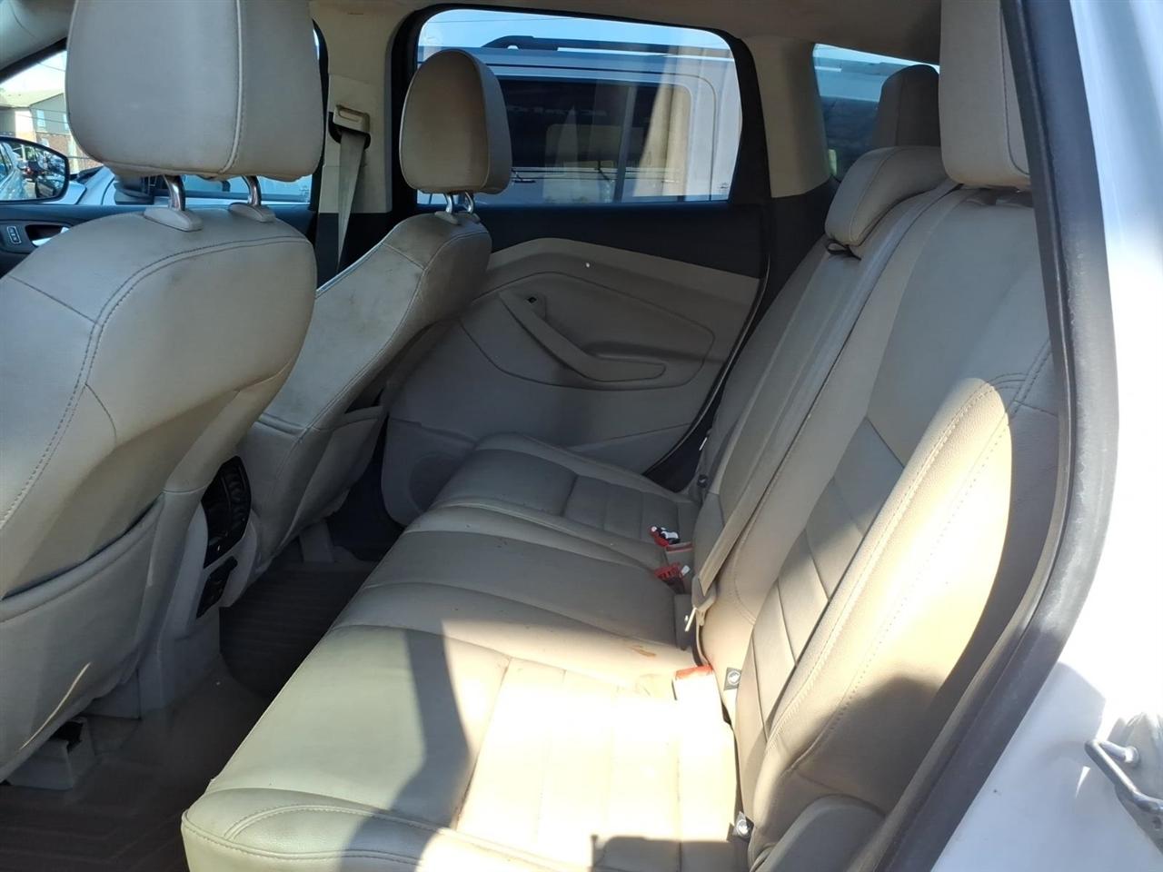 Ford Escape  2014