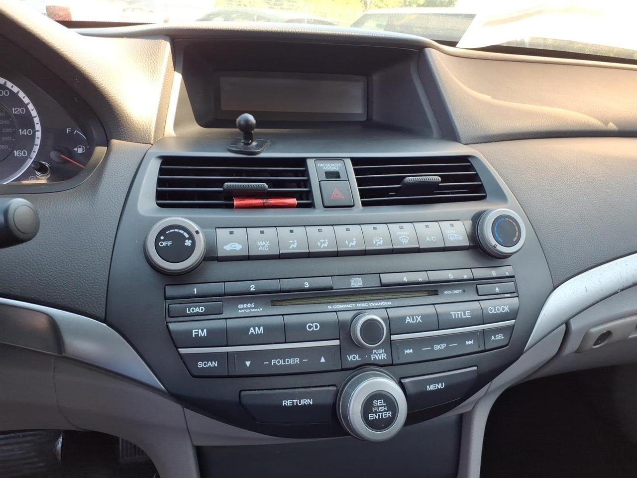 Honda Accord Sdn  2010