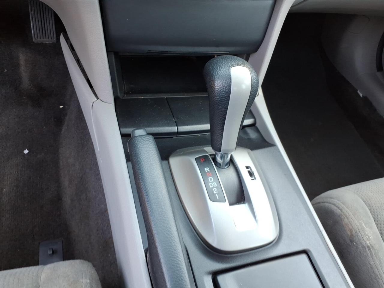Honda Accord Sdn  2010