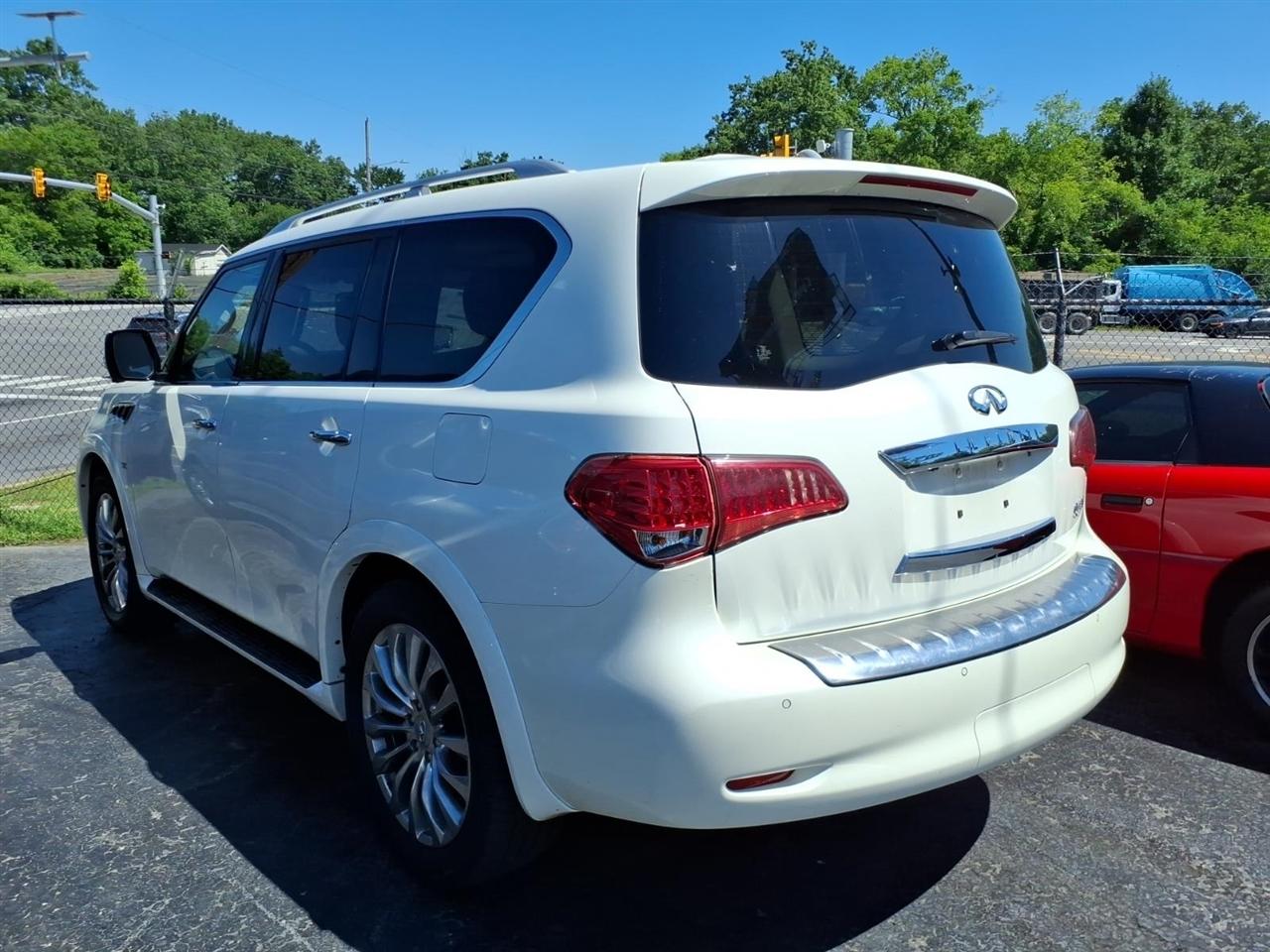 Infiniti QX80  2016