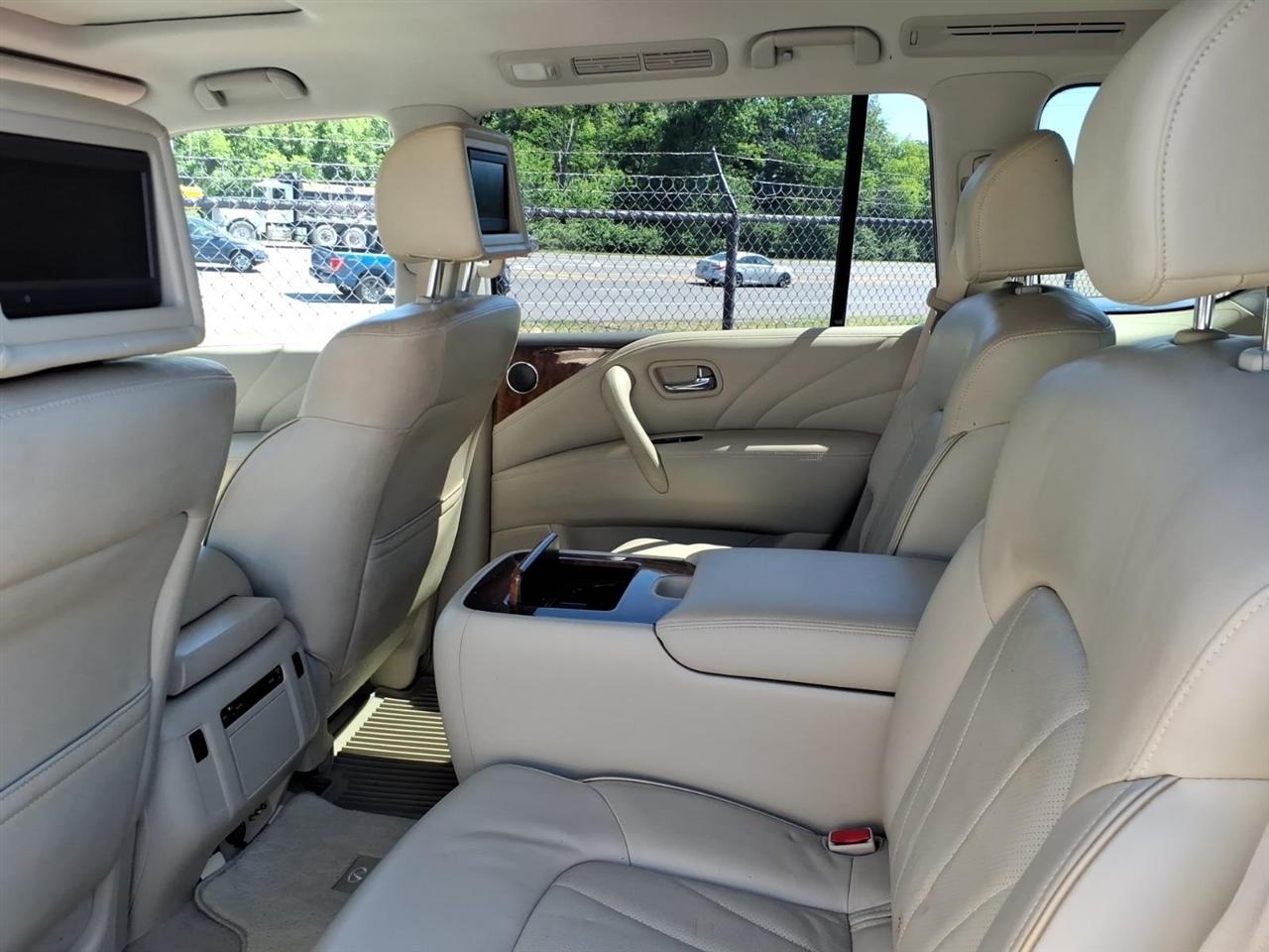 Infiniti QX80  2016
