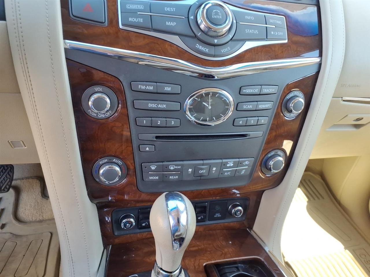 Infiniti QX80  2016