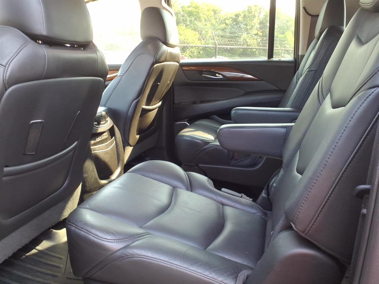 Cadillac Escalade ESV  2016