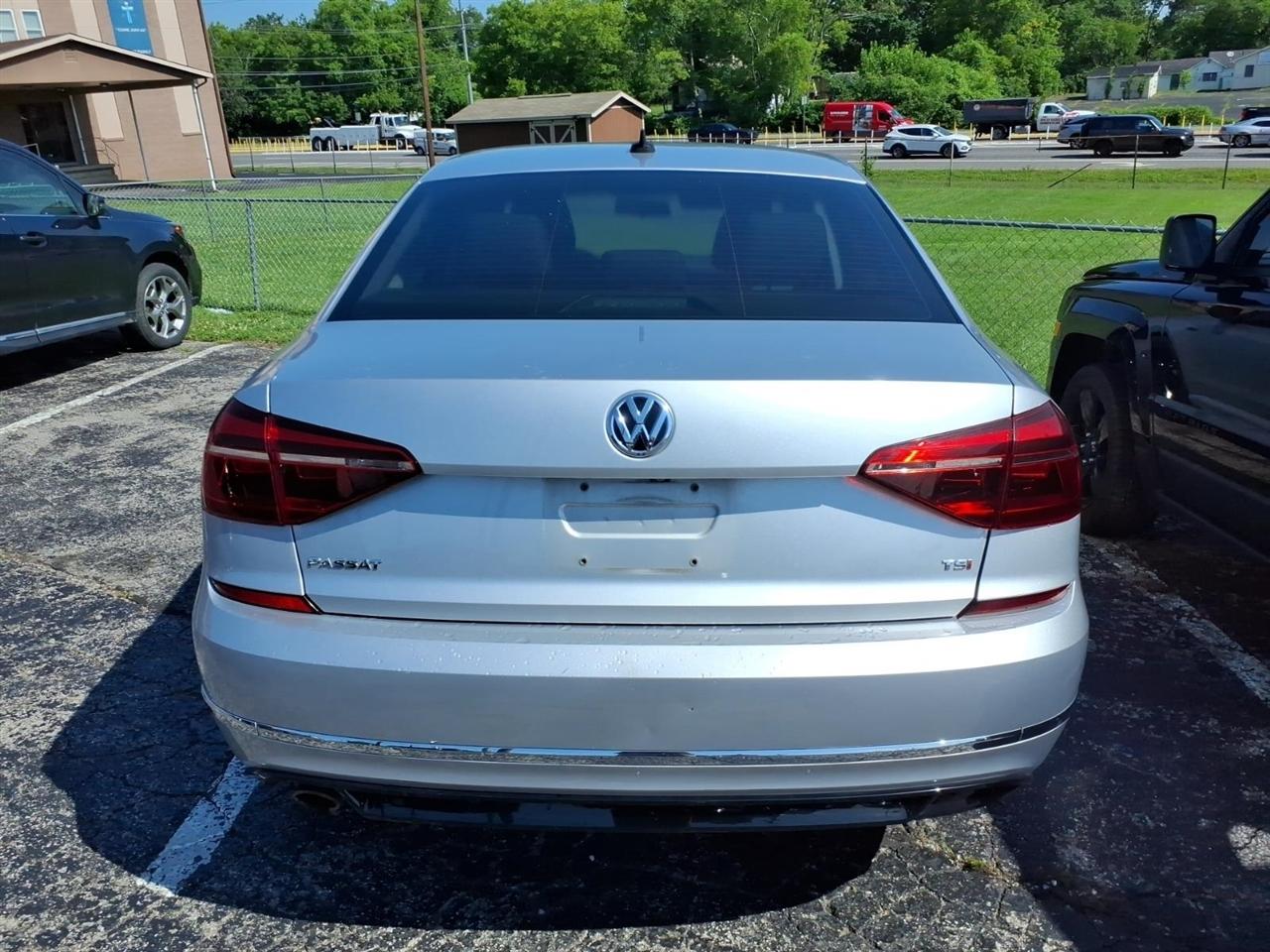 Volkswagen Passat  2018