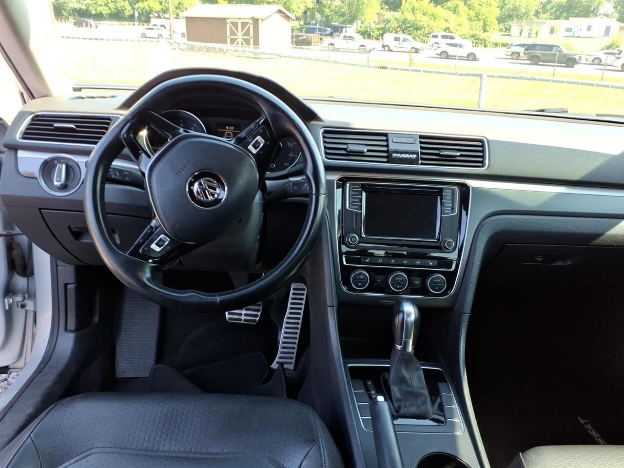 Volkswagen Passat  2018