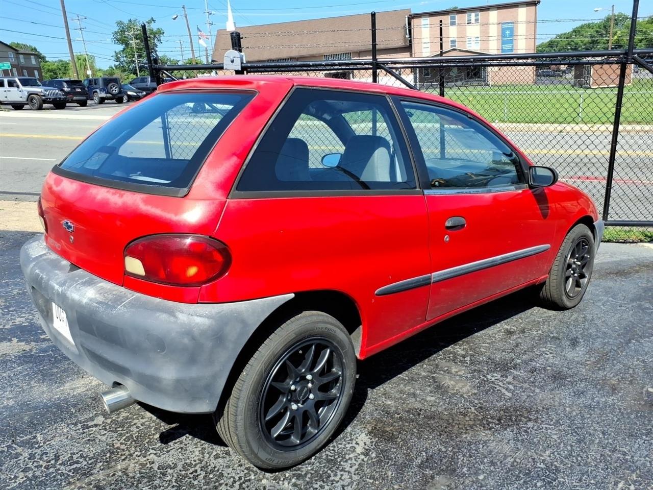 Chevrolet Metro  1999