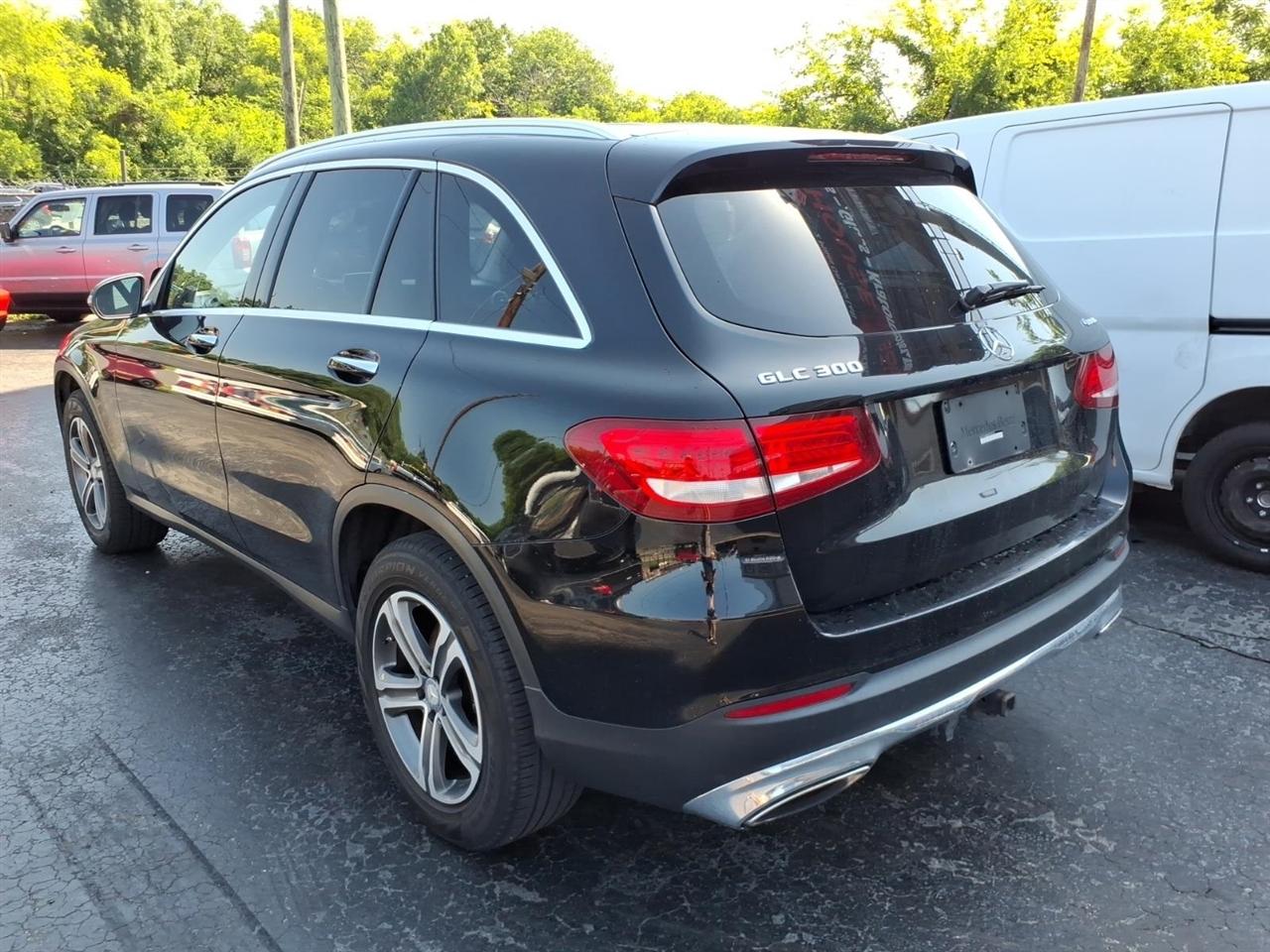 Mercedes-Benz GLC  2017