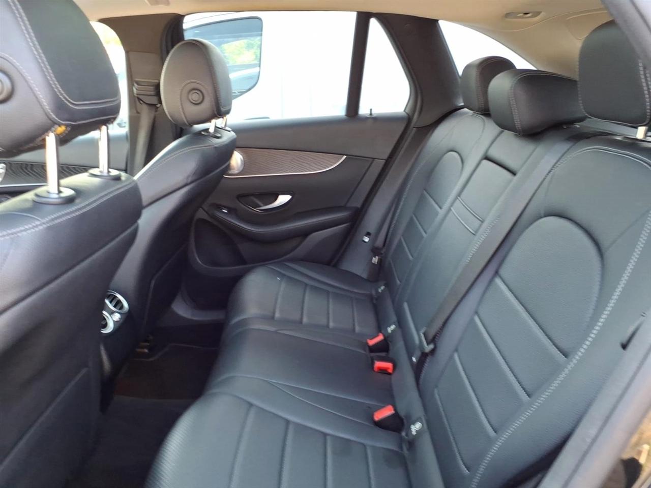 Mercedes-Benz GLC  2017