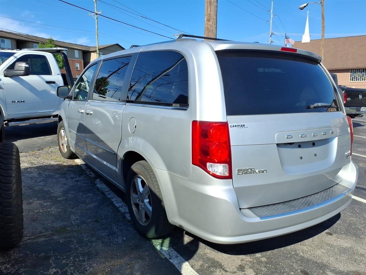 Dodge Grand Caravan  2011