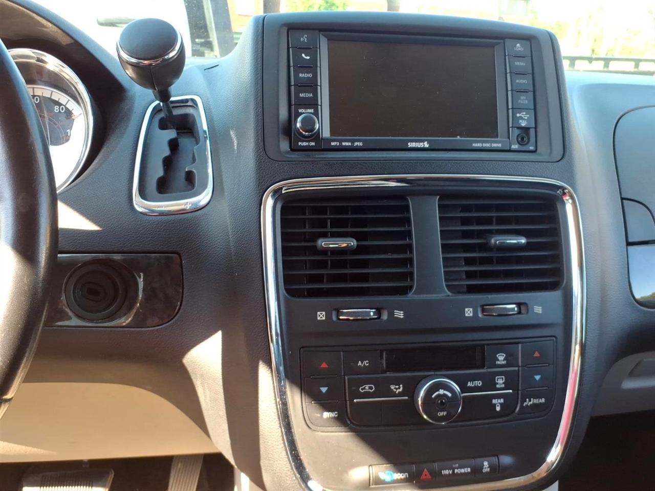 Dodge Grand Caravan  2011