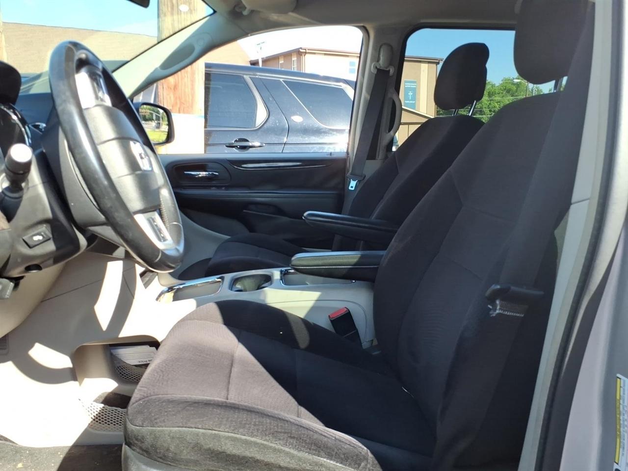 Dodge Grand Caravan  2011