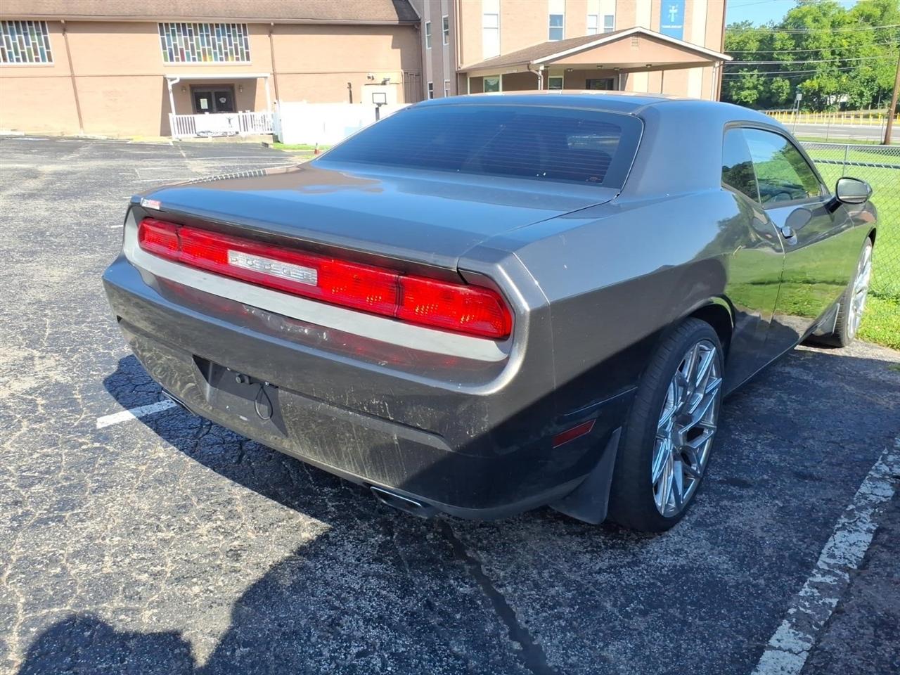 Dodge Challenger  2014