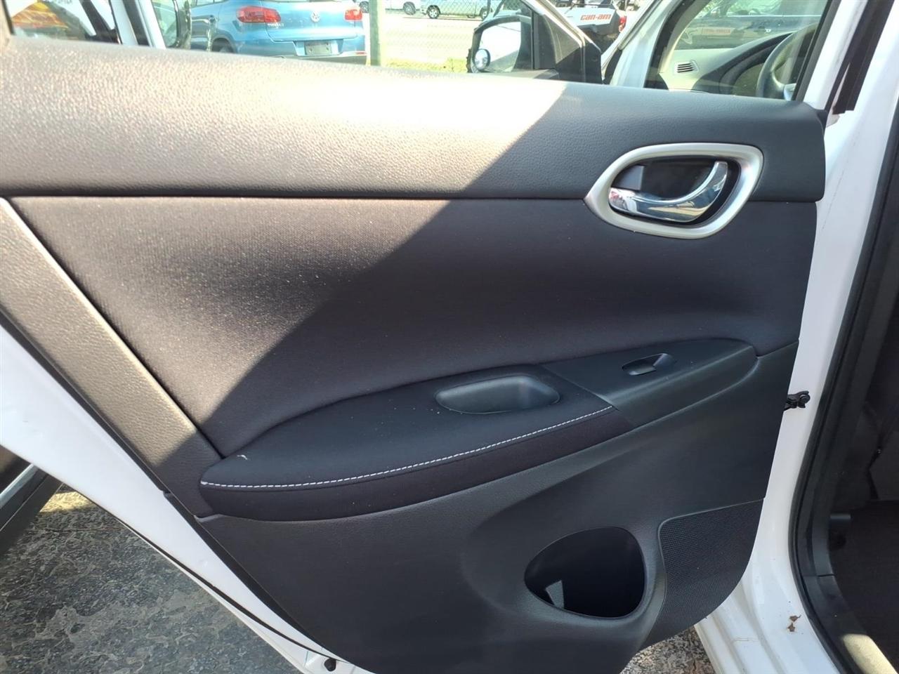 Nissan Sentra  2014