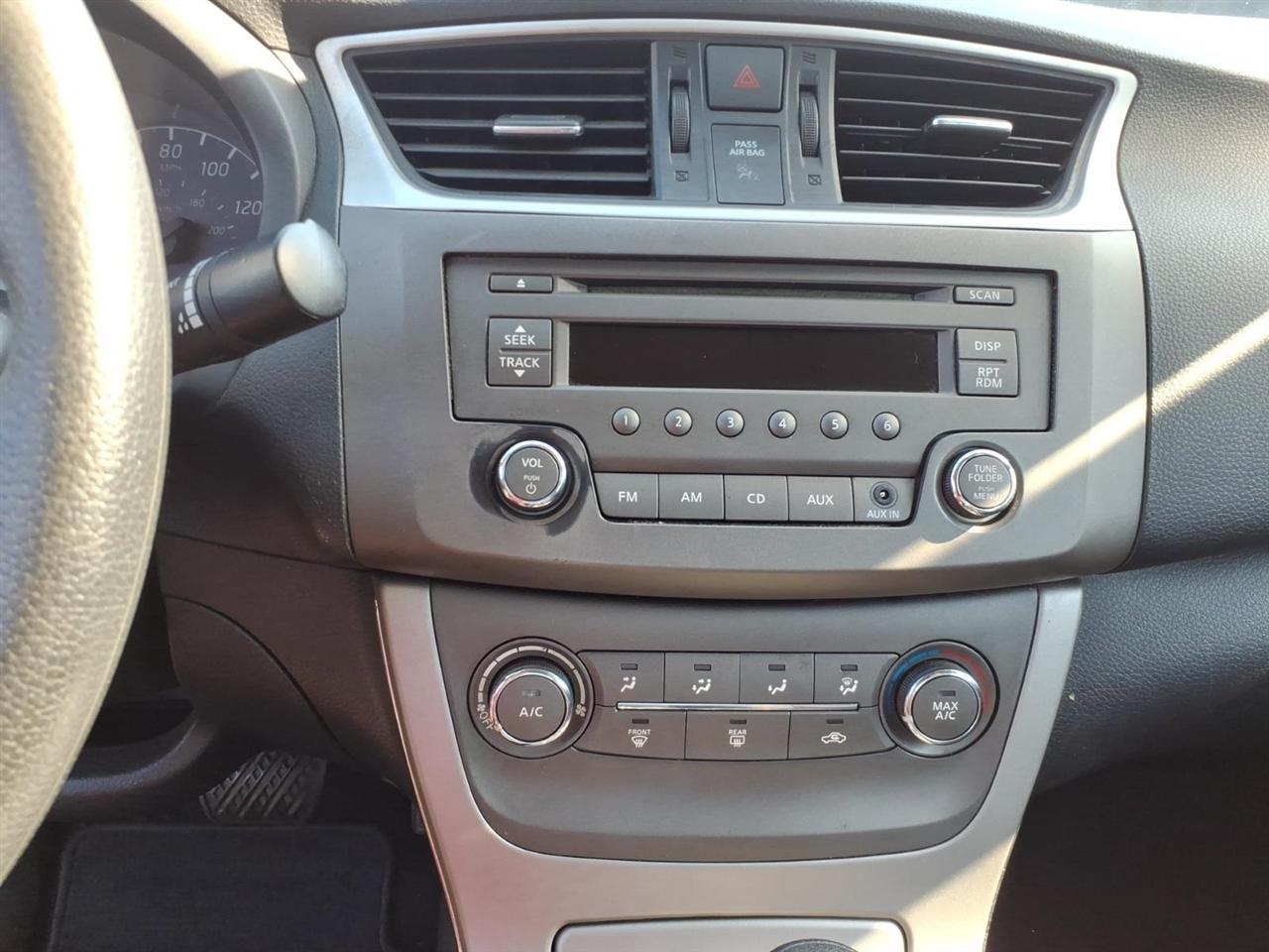 Nissan Sentra  2014