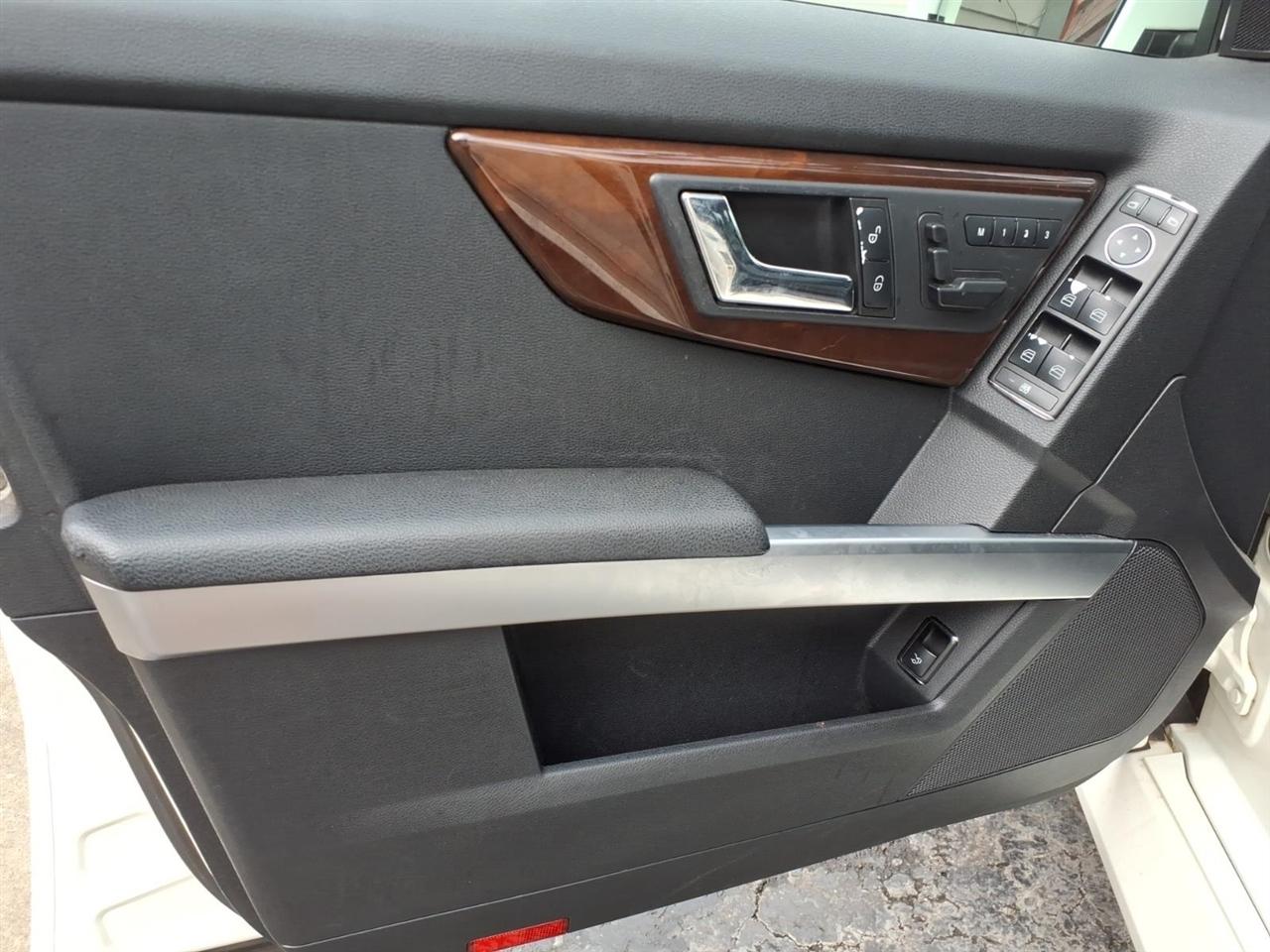 Mercedes-Benz GLK-Class  2010