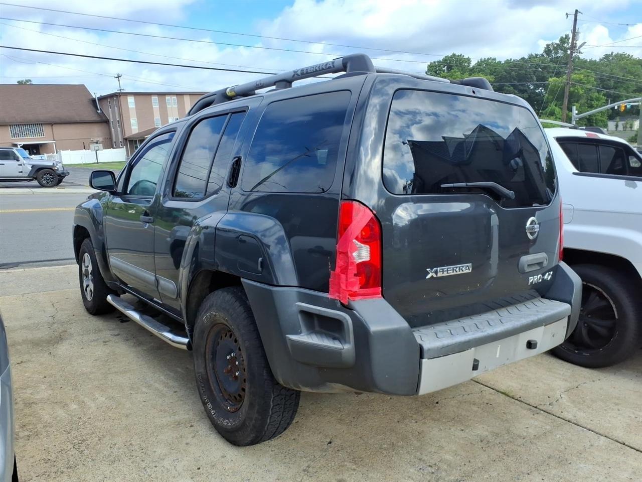 Nissan Xterra  2011