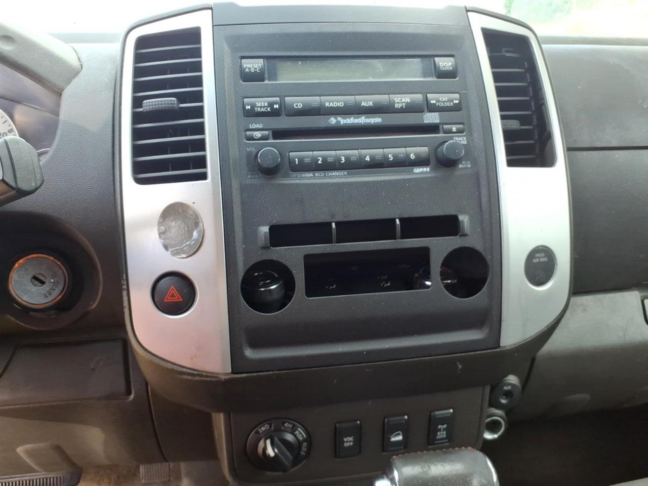 Nissan Xterra  2011