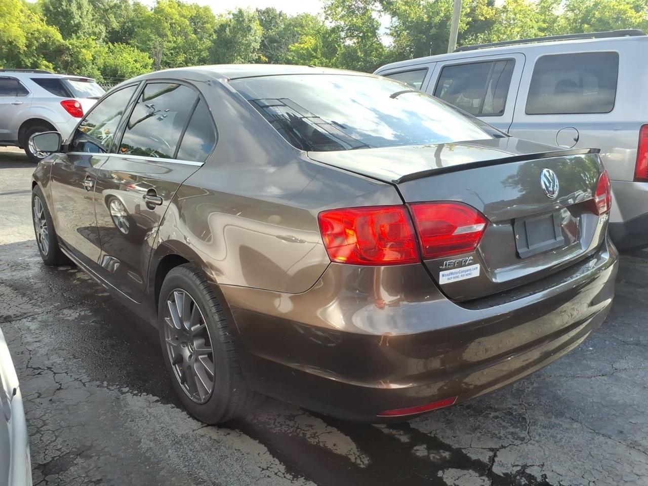 Volkswagen Jetta Sedan  2013