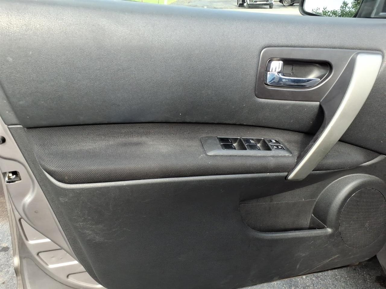 Nissan Rogue  2008