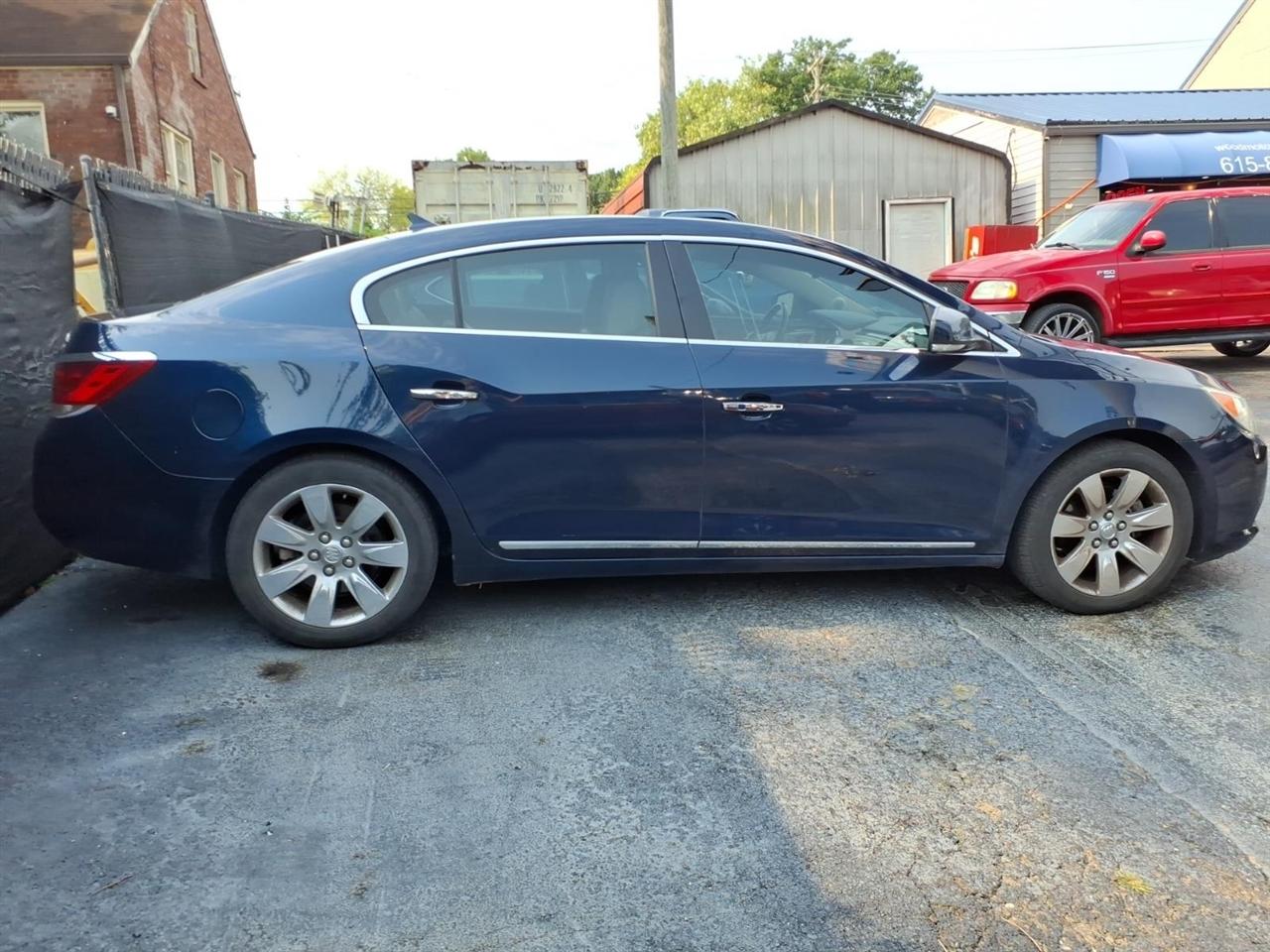 Buick LaCrosse  2010