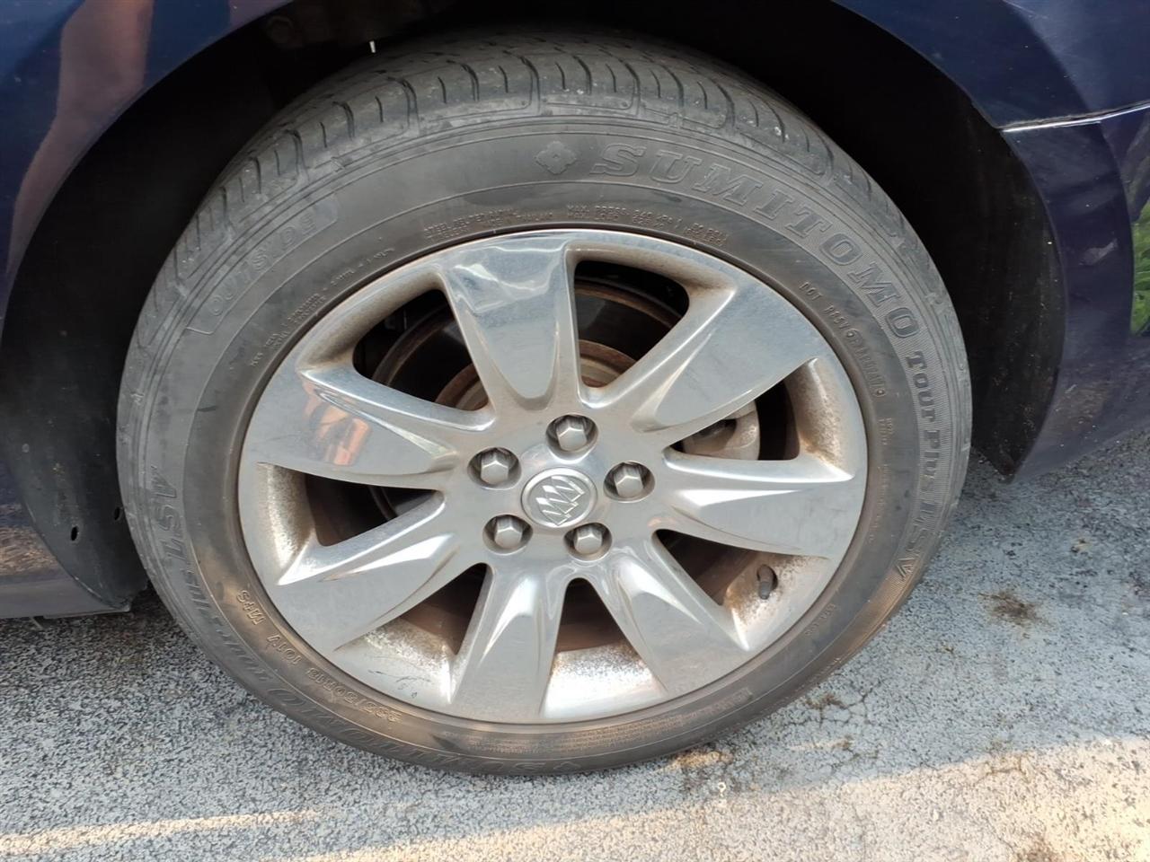 Buick LaCrosse  2010