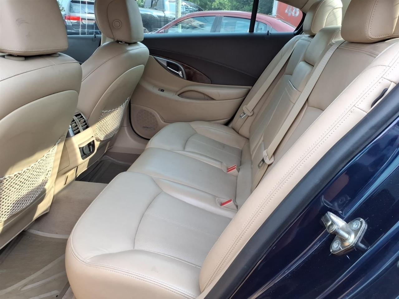 Buick LaCrosse  2010