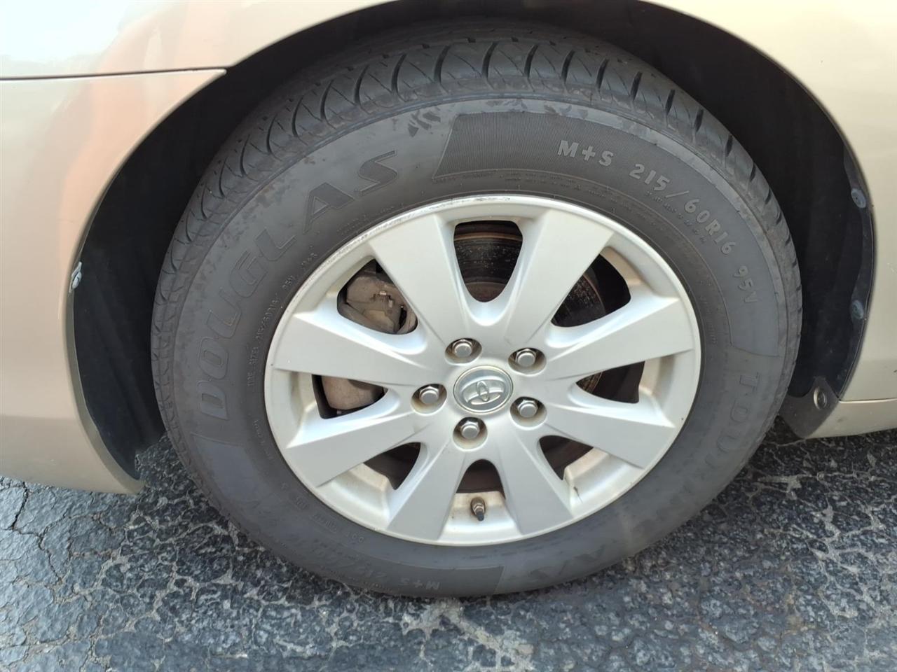 Toyota Camry  2008