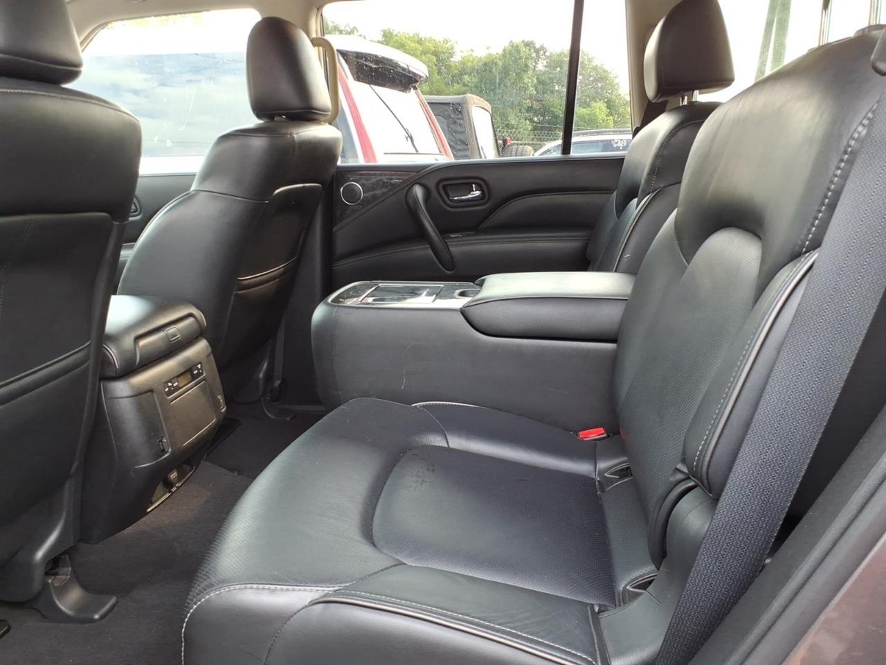 Infiniti QX80  2020