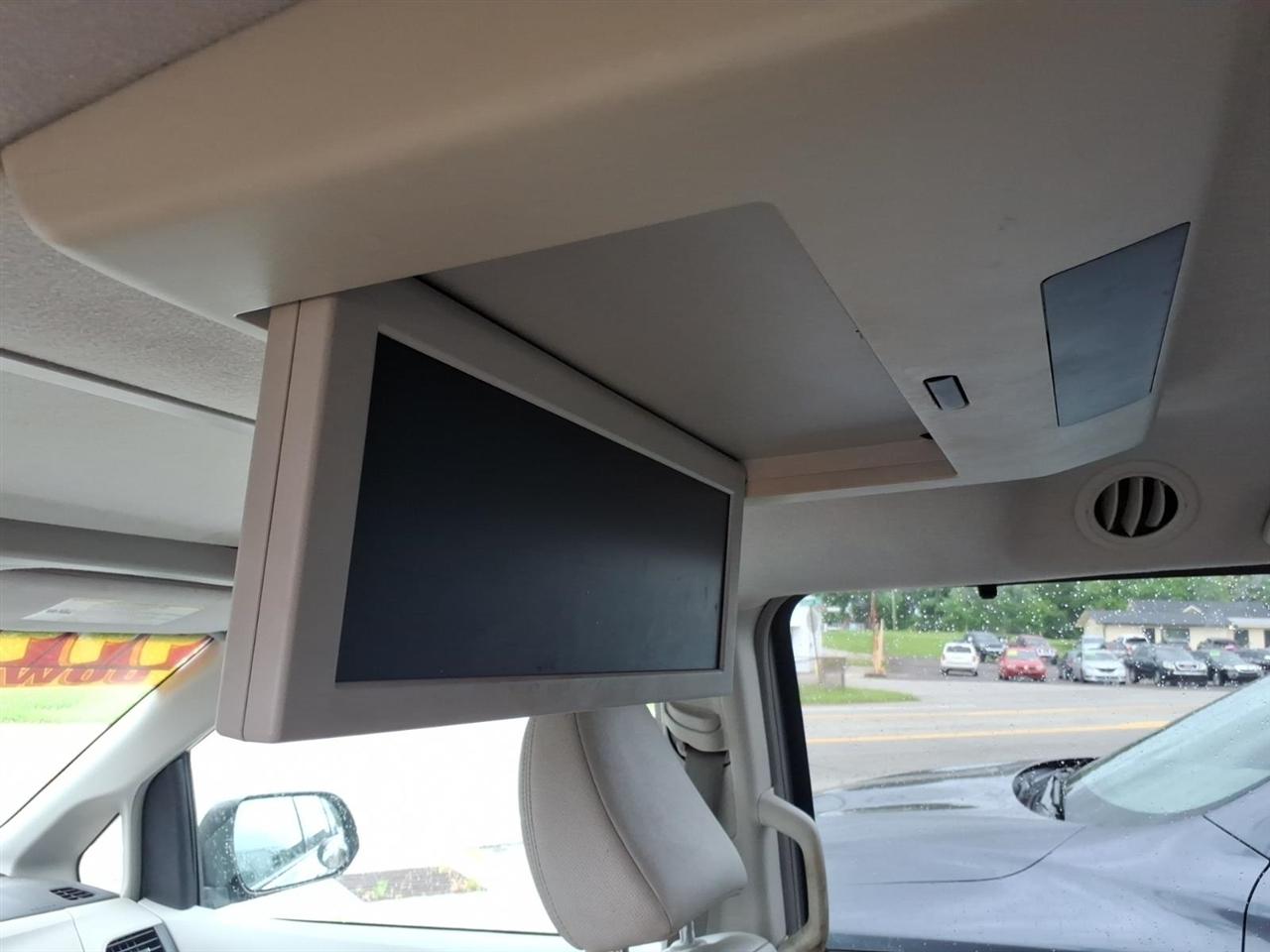 Toyota Sienna  2011