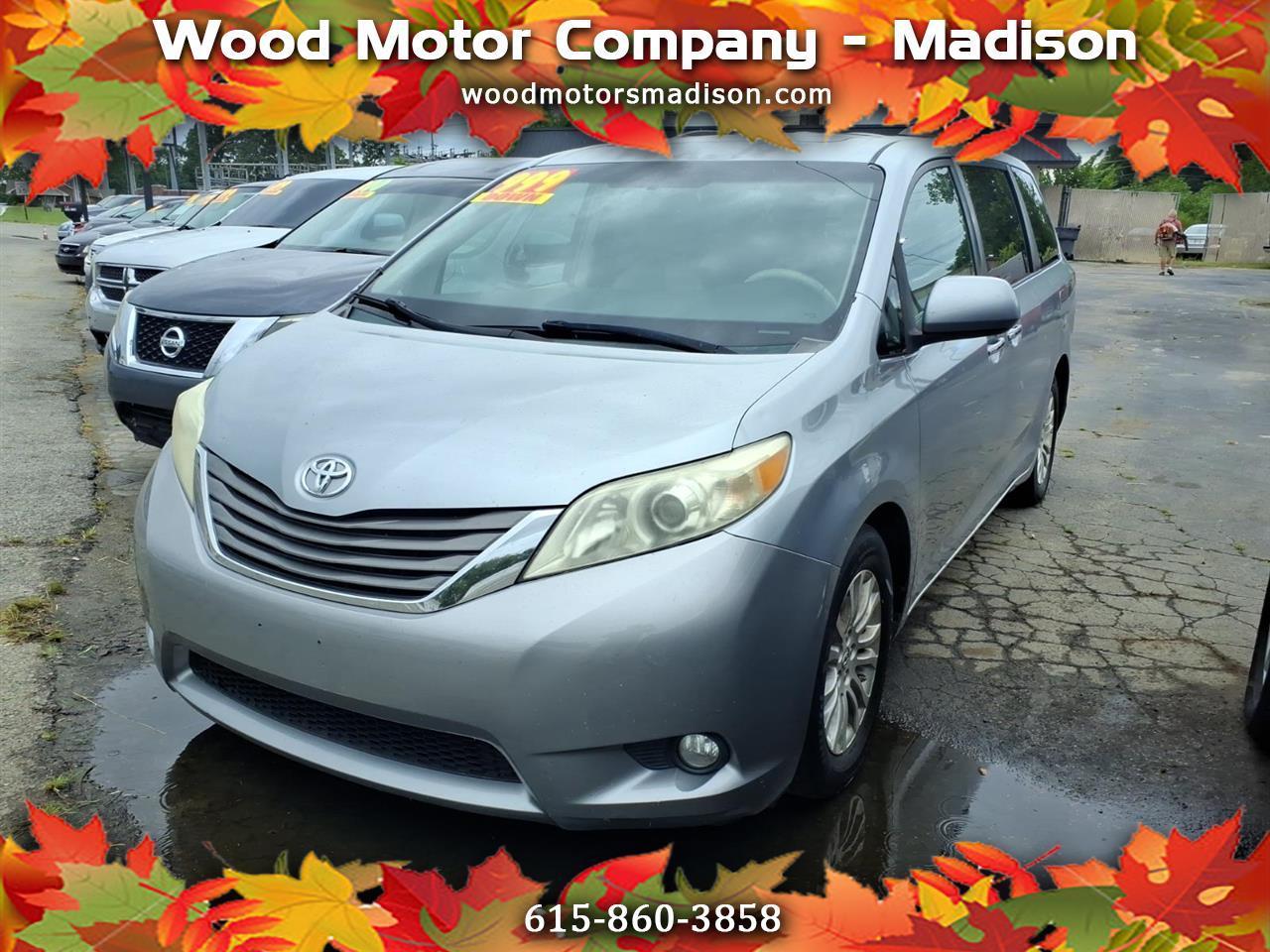 2011 Toyota Sienna 