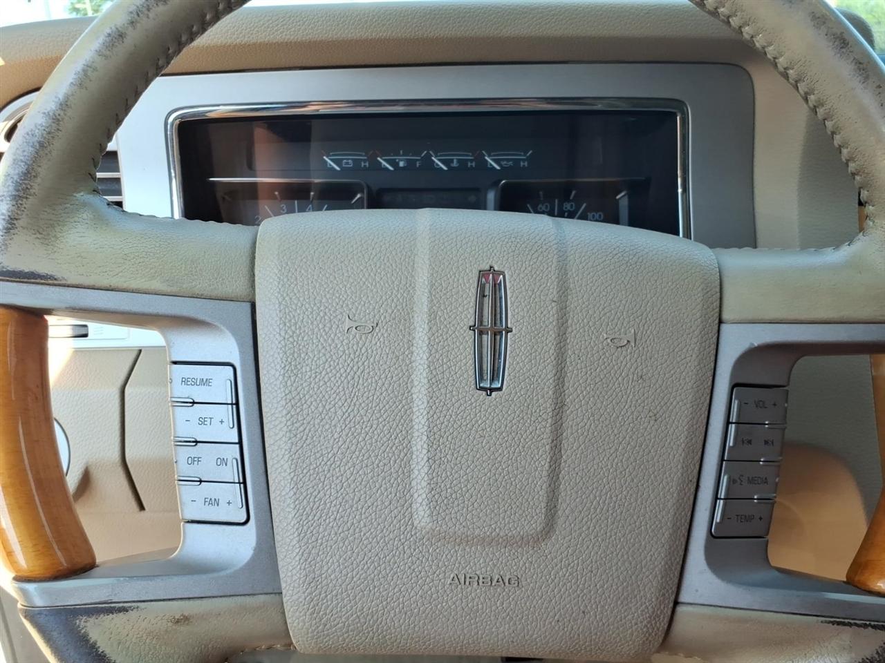 Lincoln Navigator  2007