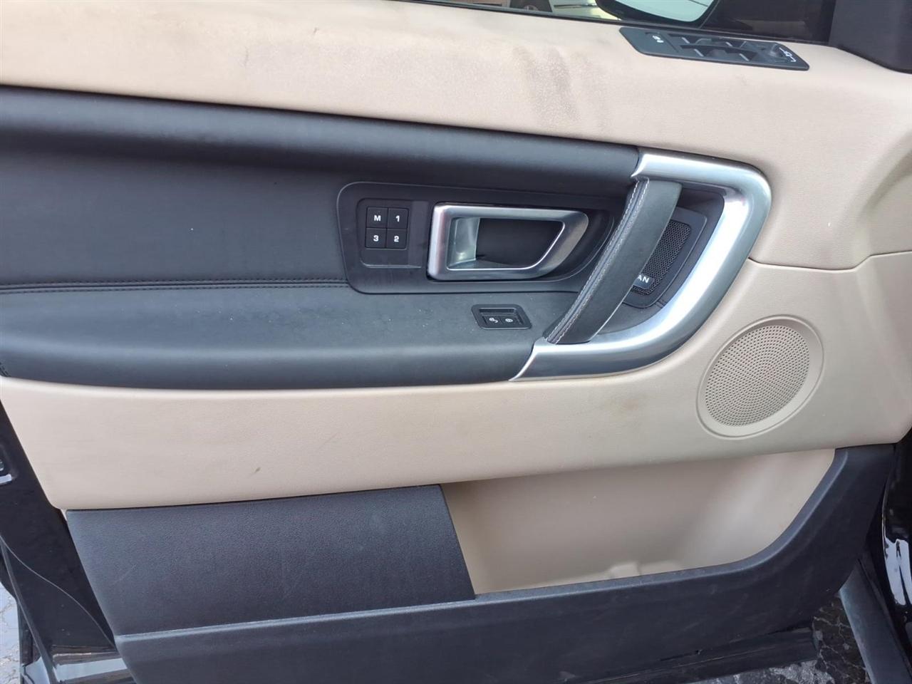 Land Rover Discovery Sport  2019
